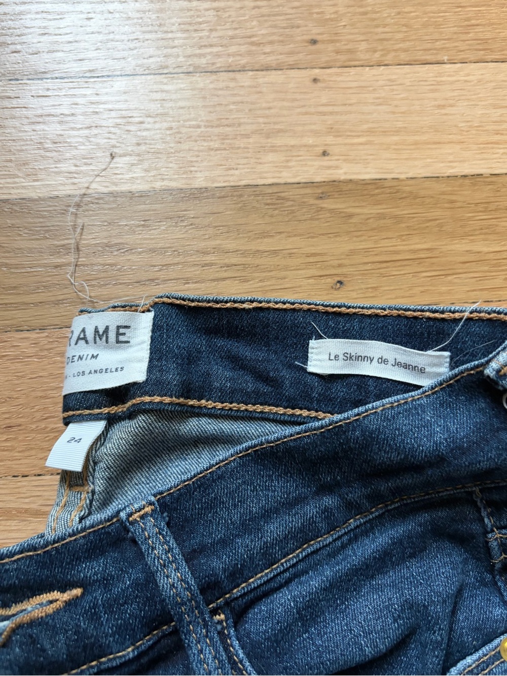 Frame Denim Le Skinny de Jeanne Jeans in Dark Blue Wash 24